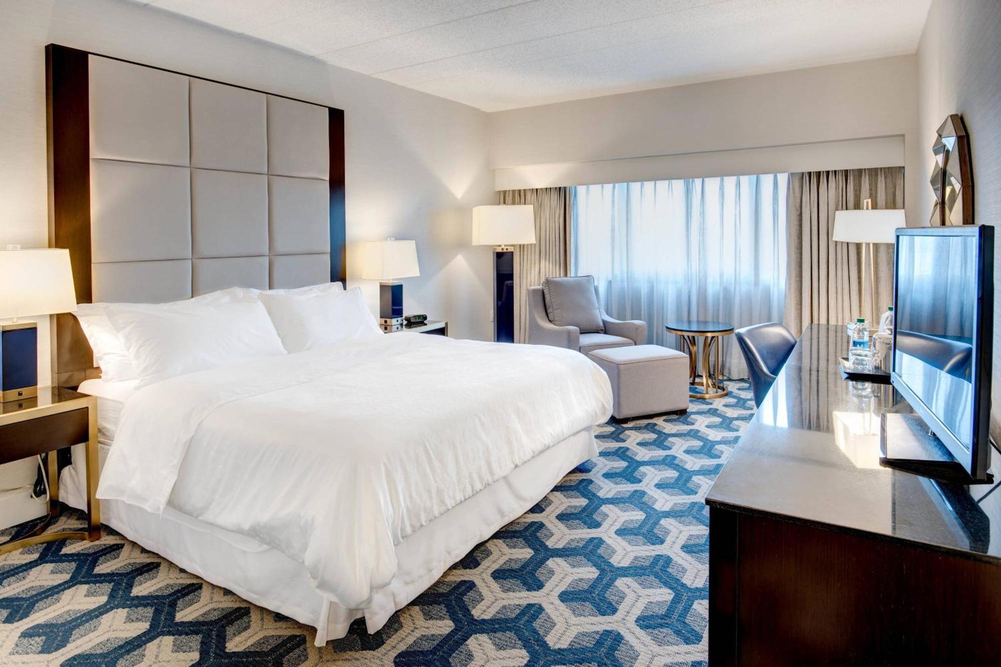 Sheraton Eatontown Hotel Экстерьер фото