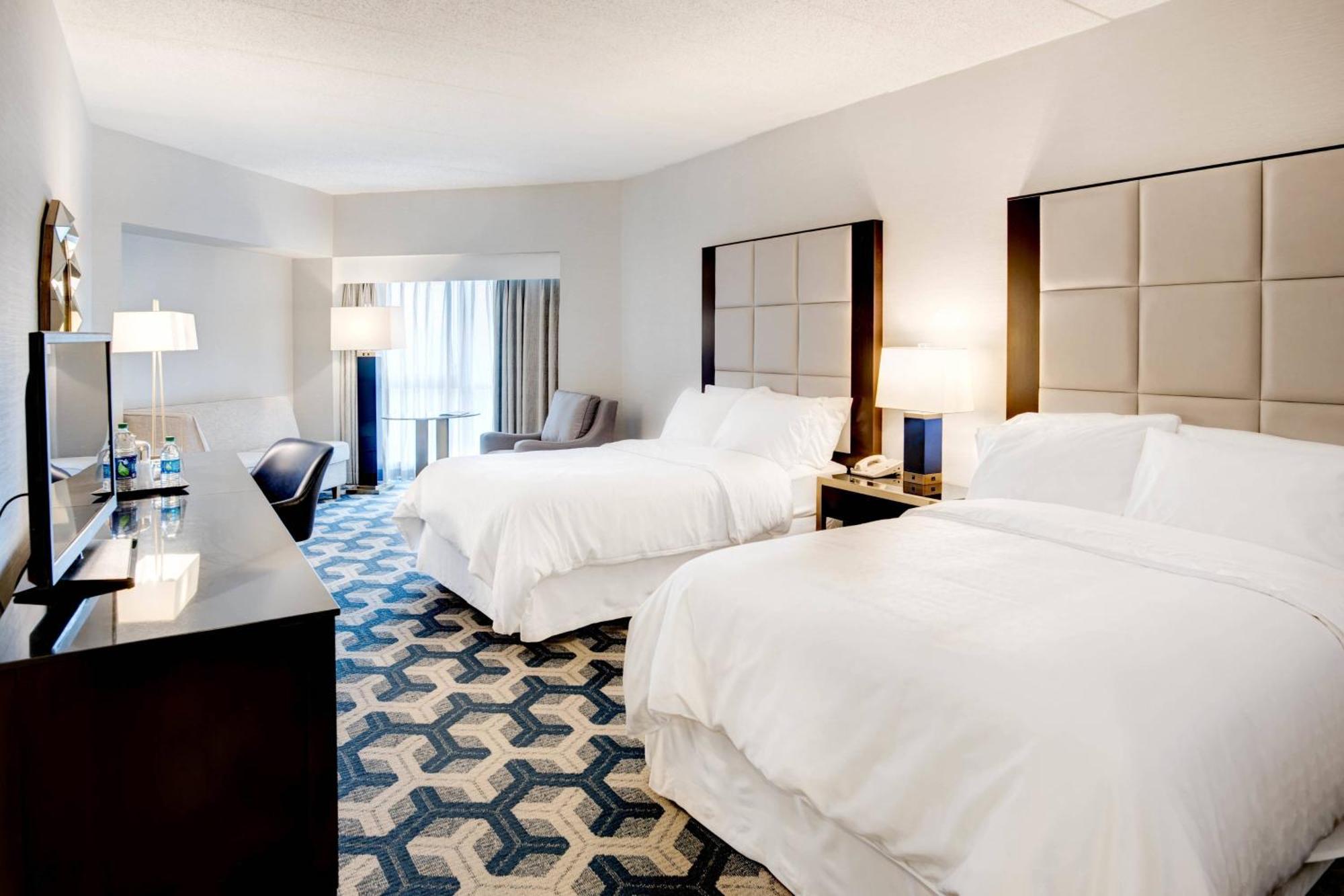 Sheraton Eatontown Hotel Экстерьер фото