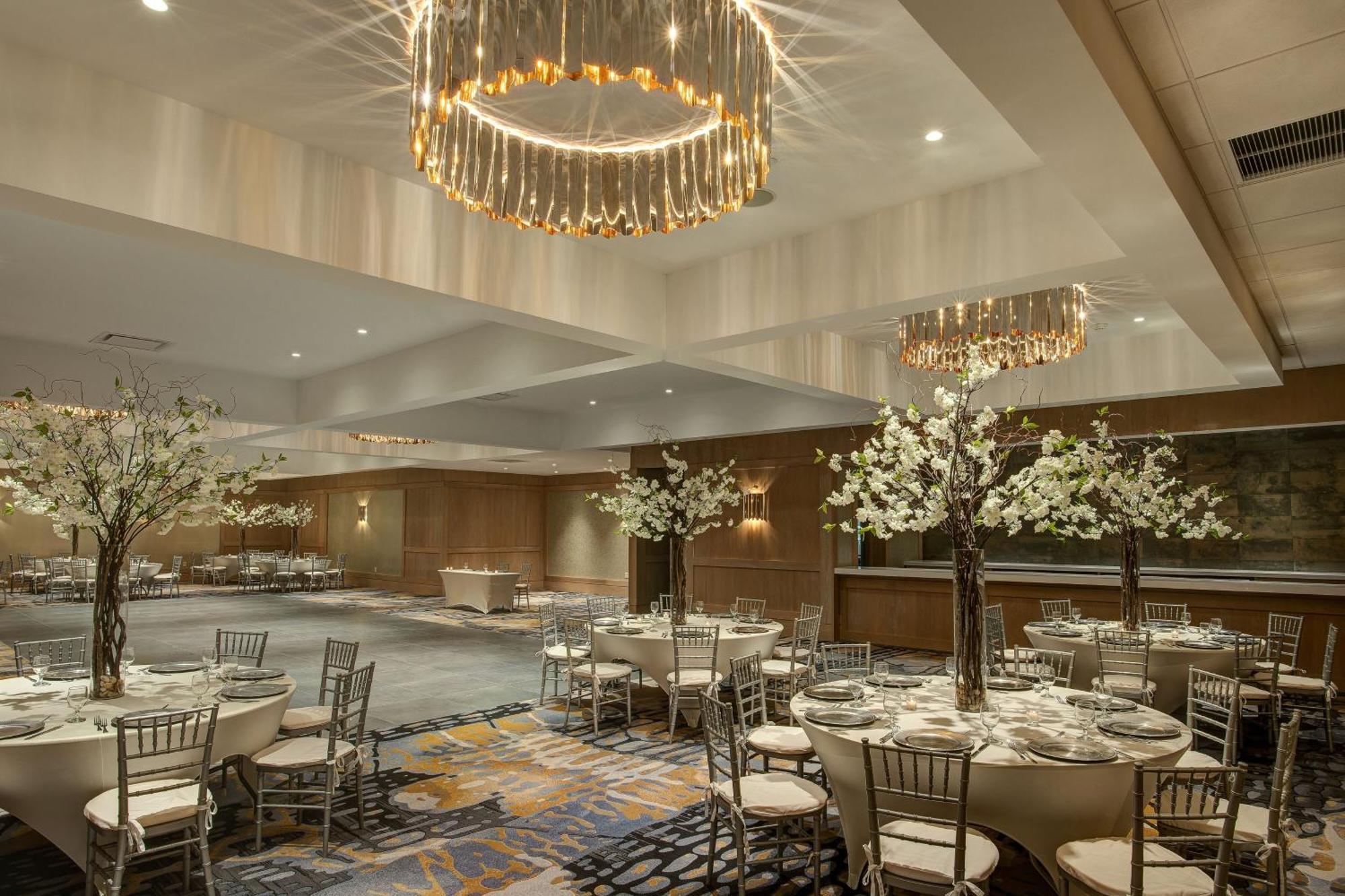 Sheraton Eatontown Hotel Экстерьер фото