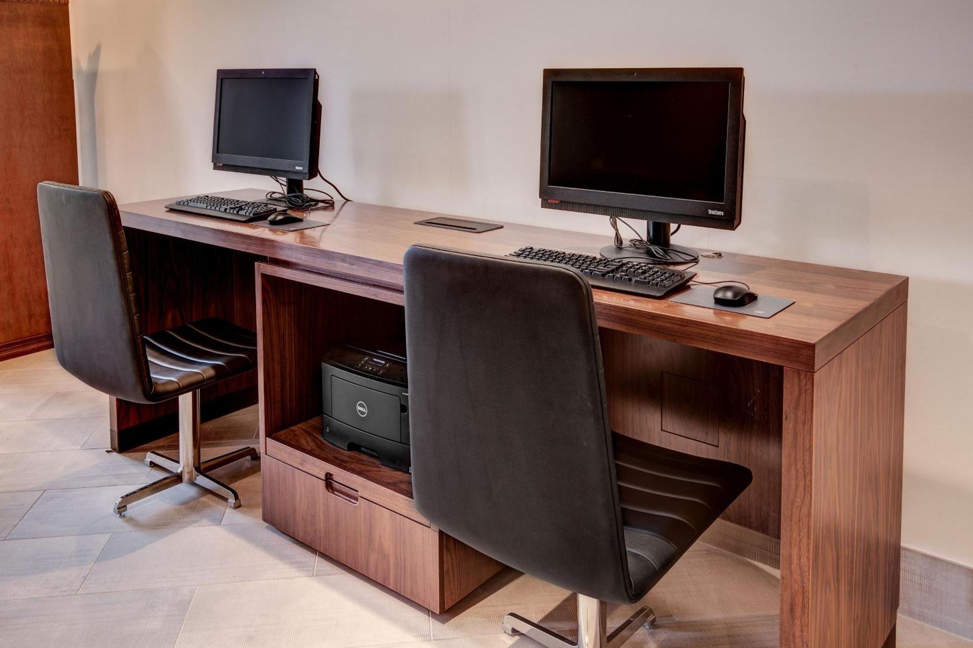 Sheraton Eatontown Hotel Экстерьер фото
