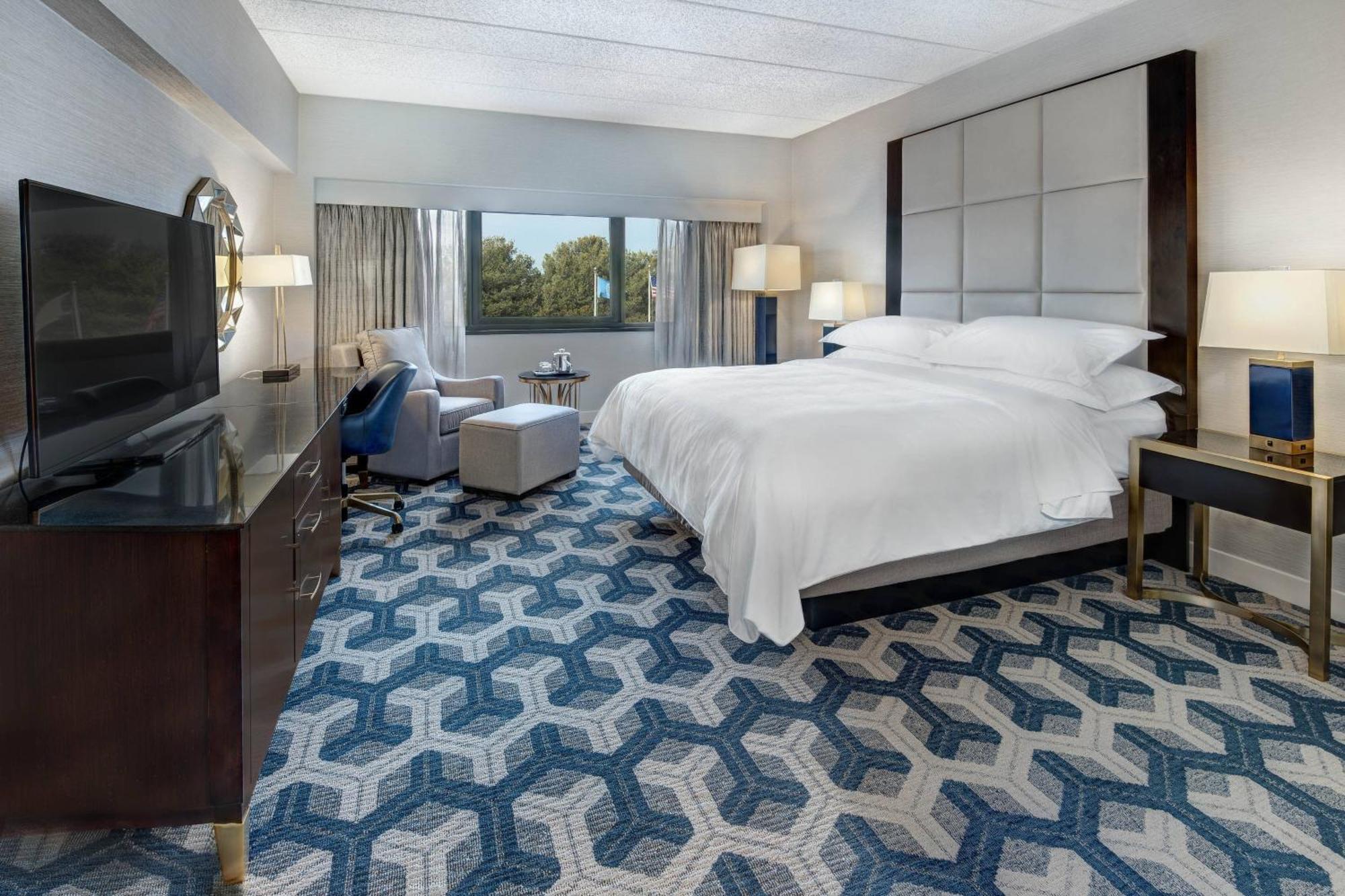 Sheraton Eatontown Hotel Экстерьер фото