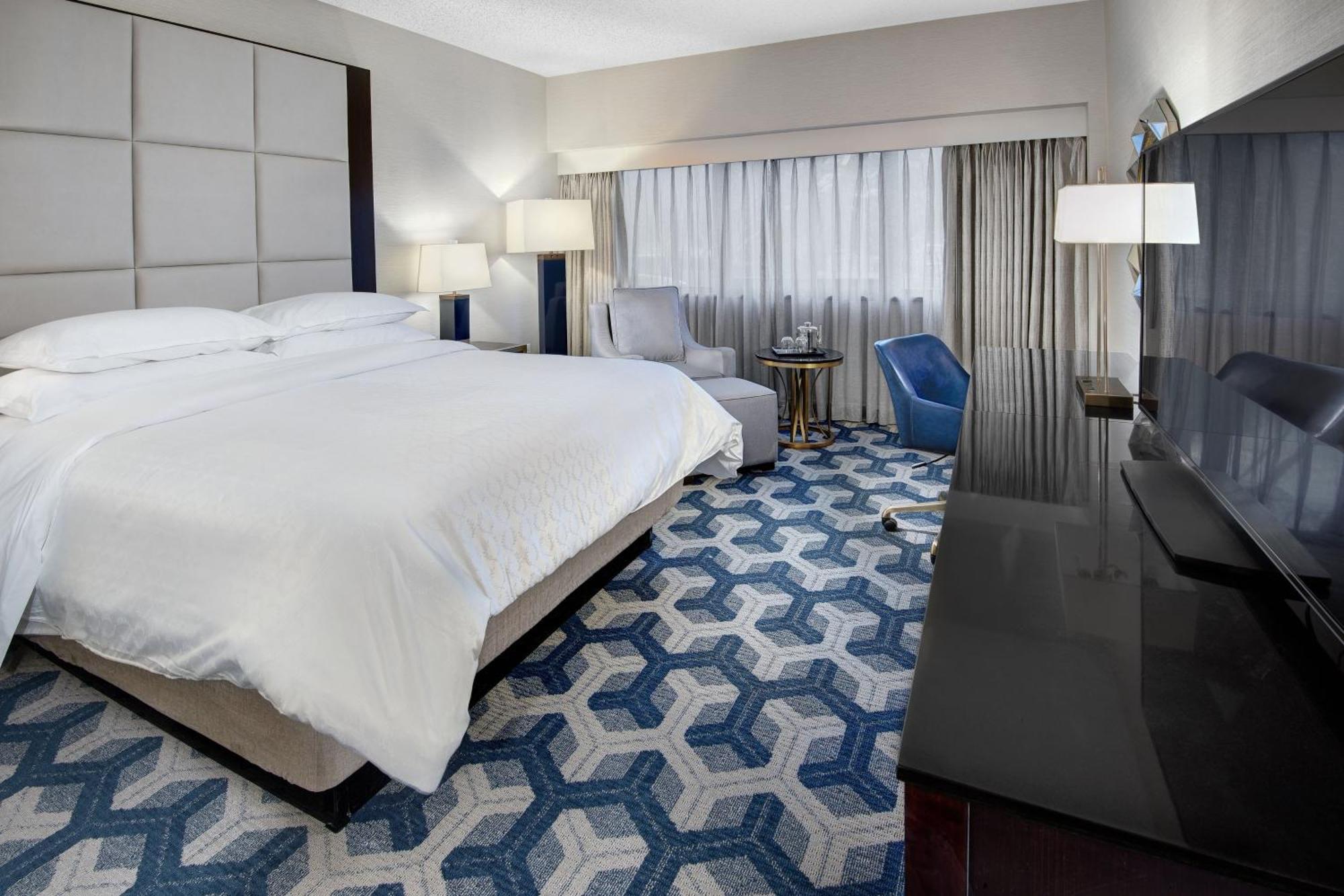 Sheraton Eatontown Hotel Экстерьер фото