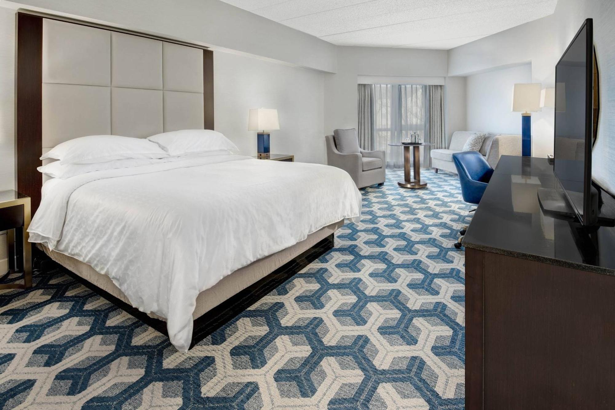 Sheraton Eatontown Hotel Экстерьер фото