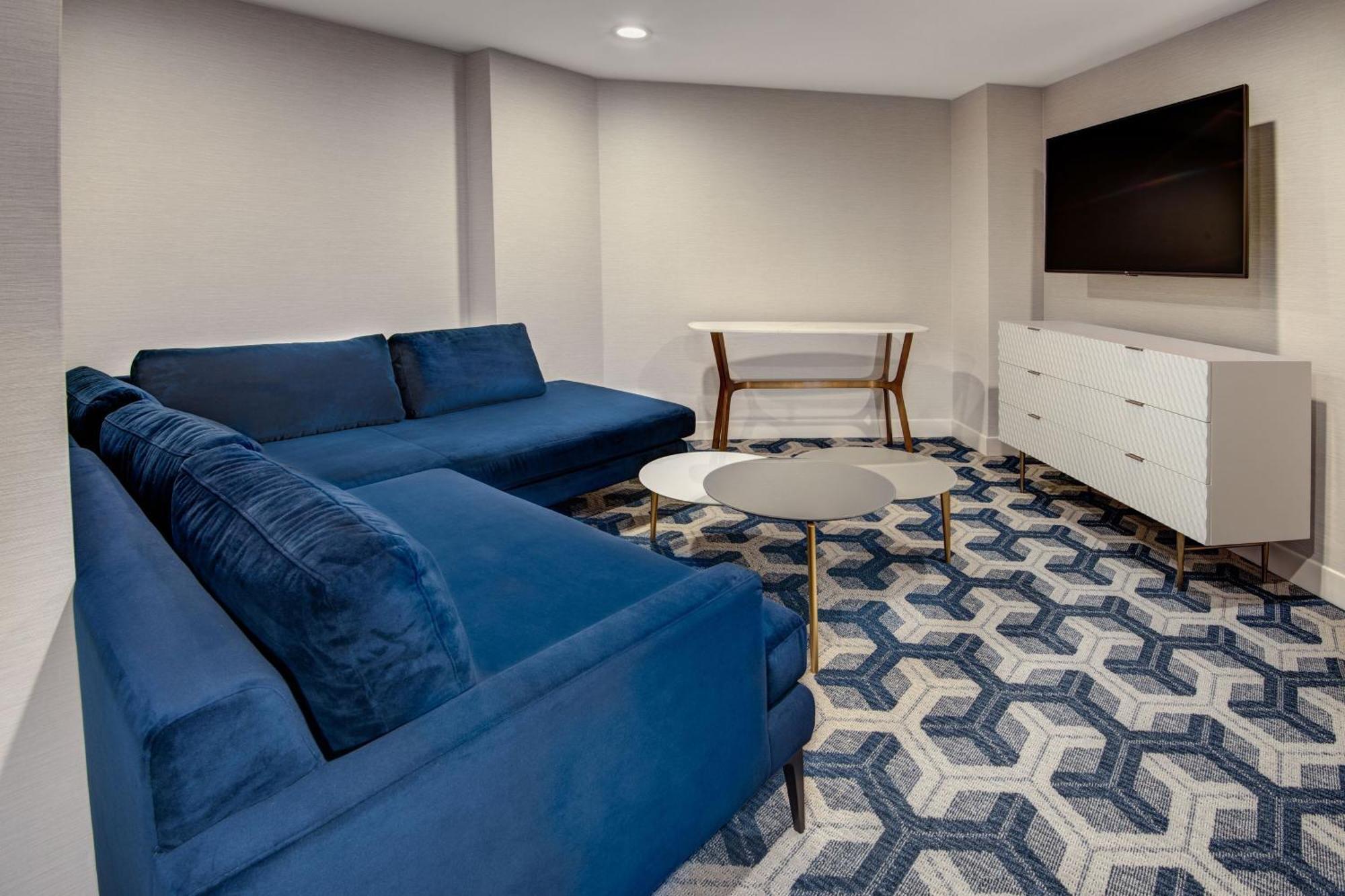 Sheraton Eatontown Hotel Экстерьер фото