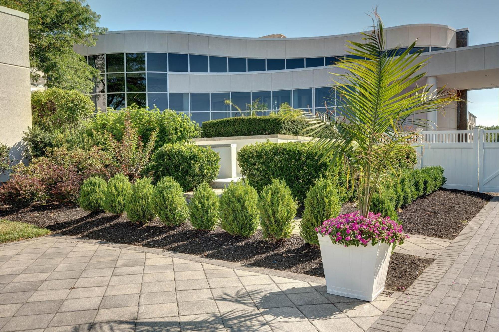 Sheraton Eatontown Hotel Экстерьер фото