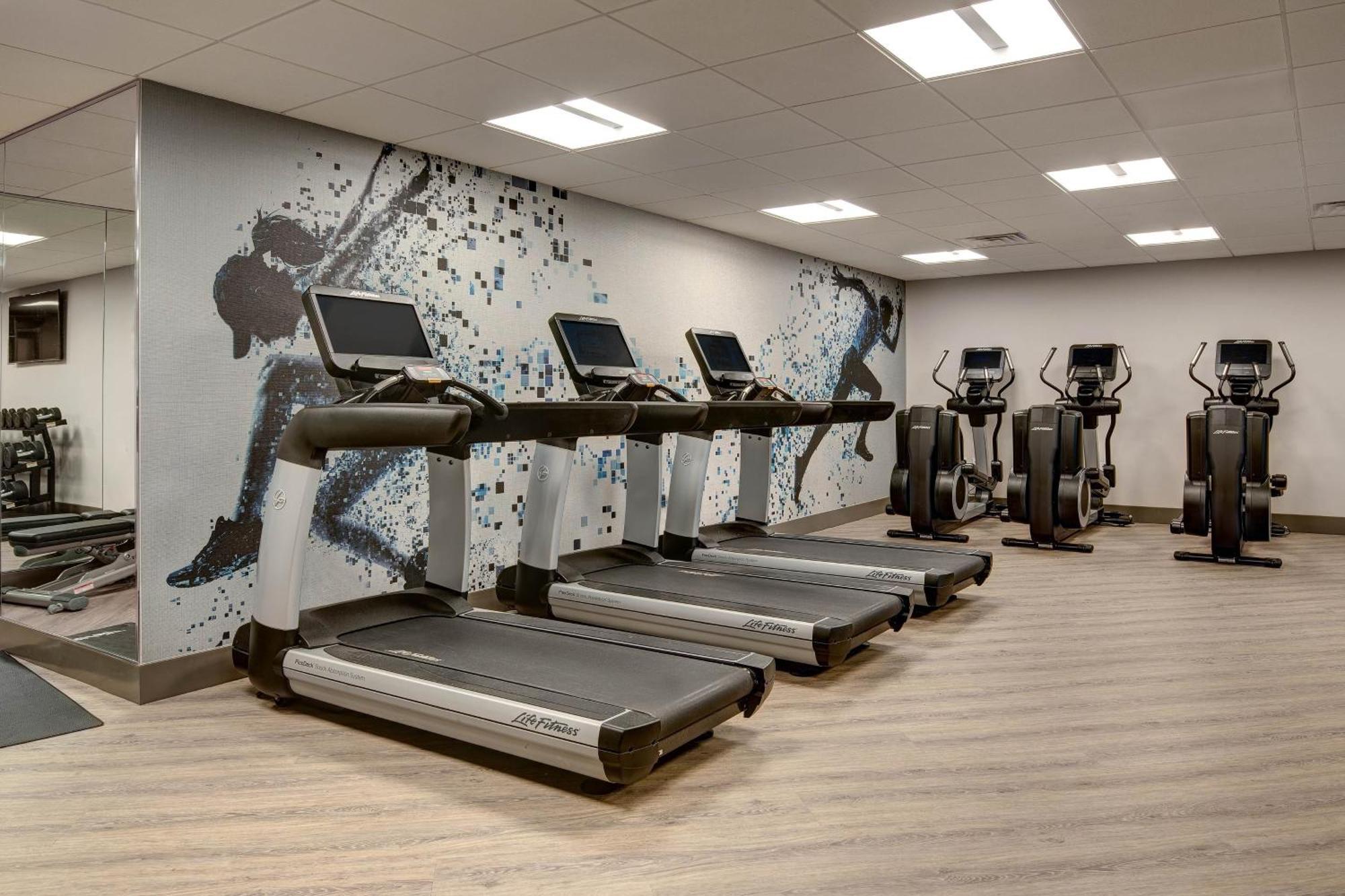 Sheraton Eatontown Hotel Экстерьер фото